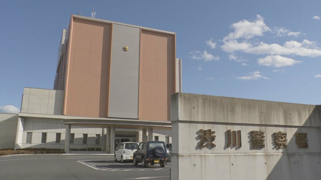 助けようと運転手代わるもさらに事故 倒れた女性さらにひかれて重体 ほか2人重傷 群馬・渋川市のスーパー駐車場