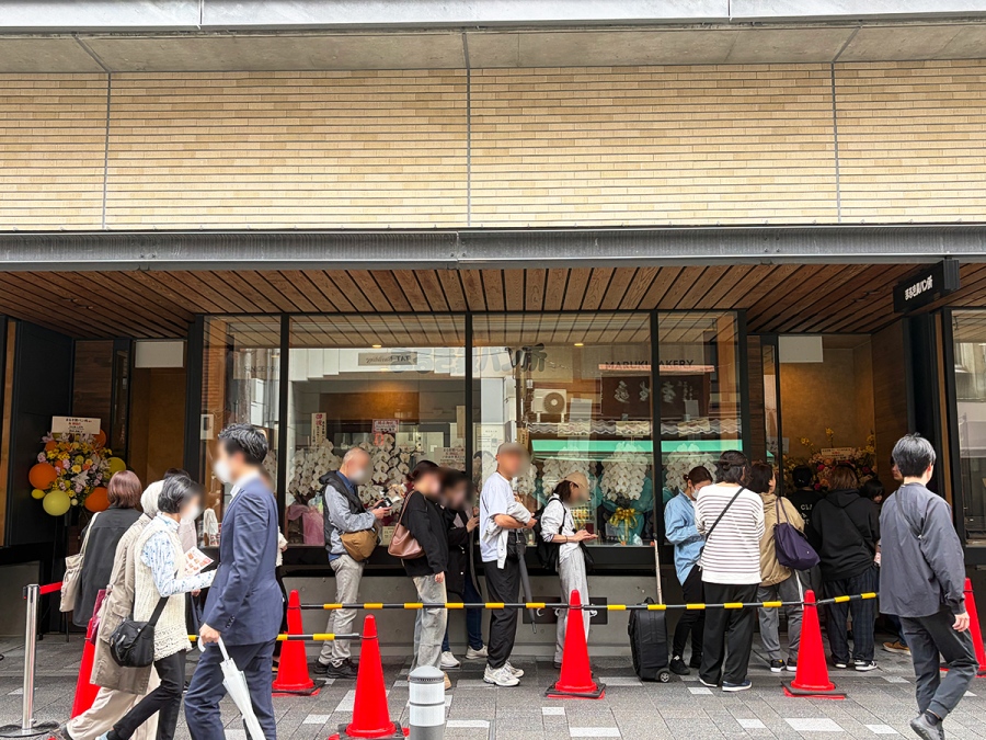 「ててまち」にオープンした「まるき製パン」外観（Lmaga.jp撮影）
