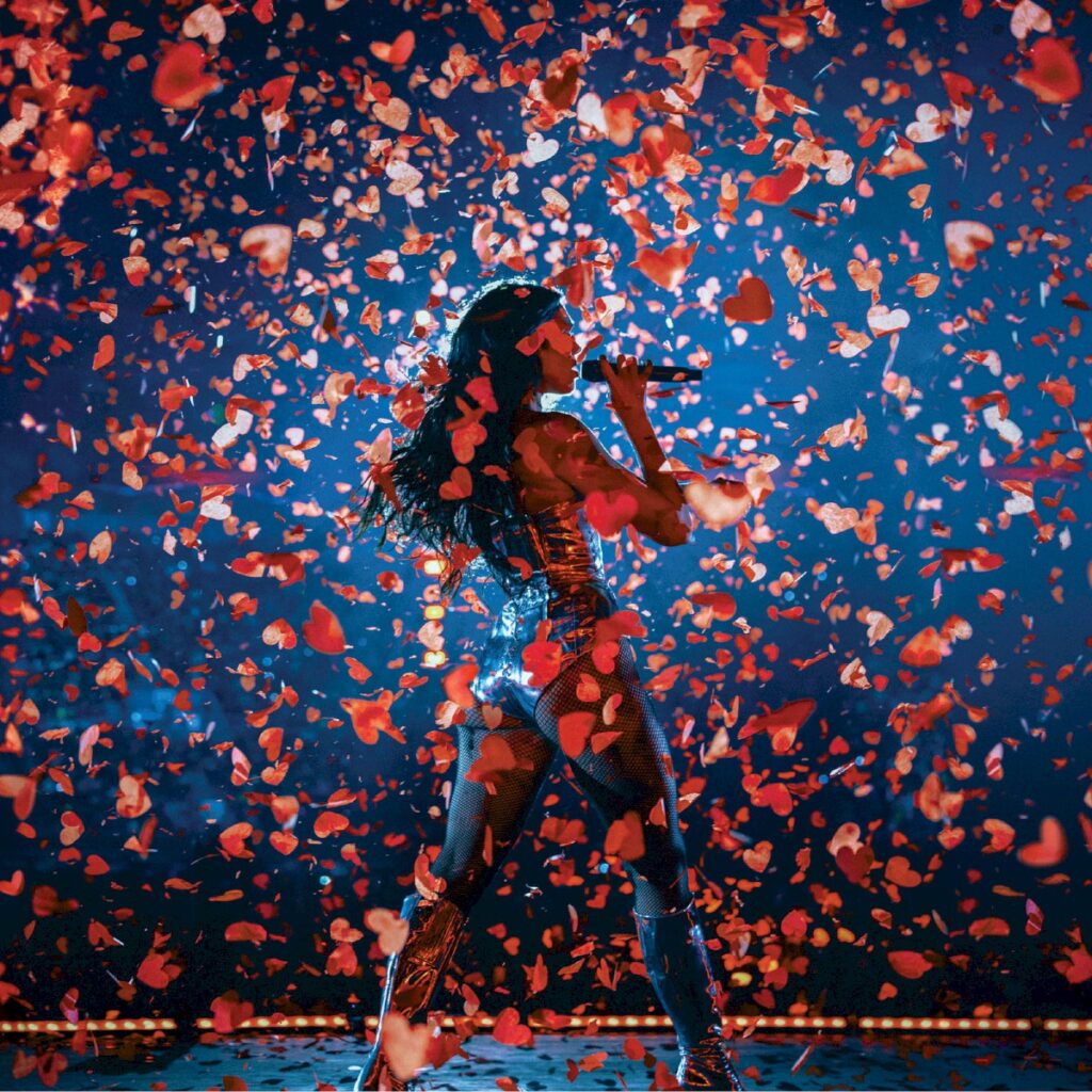 デュア・リパが『End of an Era (Live from Mexico)』をリリース、そのタイトルを現章への別れの言葉にする
