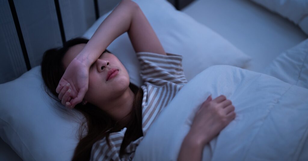 25歳で引きこもりの長女の安否は…57歳医師と看護師夫婦が知った、長女にしのびよる「魔の手」と「救いの手」（山村 佳子） | FRaU