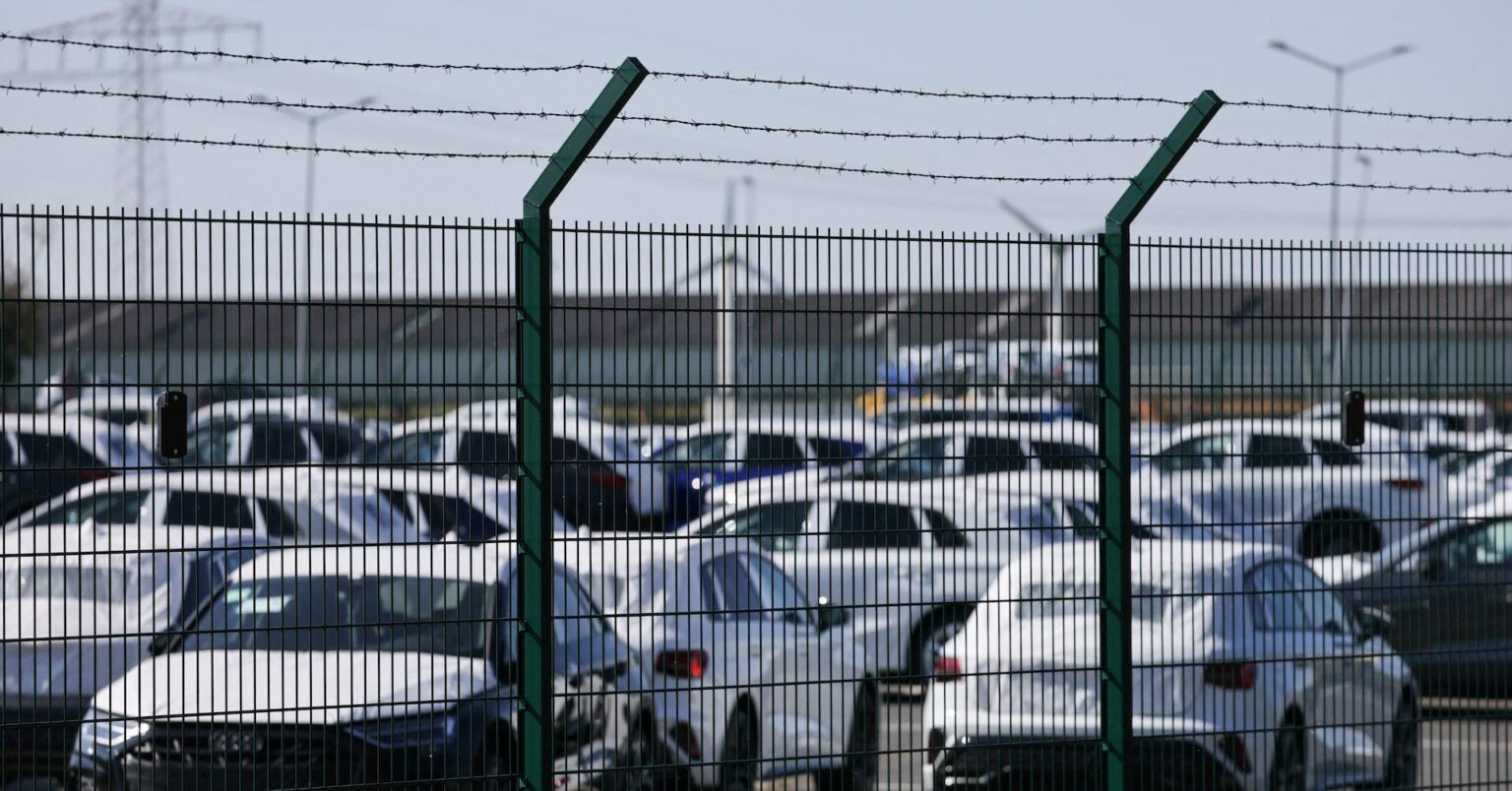 トランプ大統領、EUの自動車関税を25％に引き上げる
