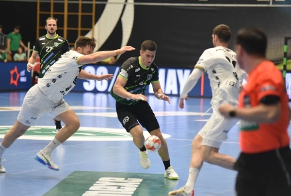 写真2025/26 EHF男子ヨーロピアンリーグネクセとキルの試合の様子、写真出典=欧州ハンドボール連盟