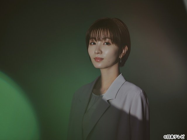 25年の執着愛を体現　松村北斗＆岡崎紗絵「告白－25年目の秘密－」役衣装ビジュアル解禁