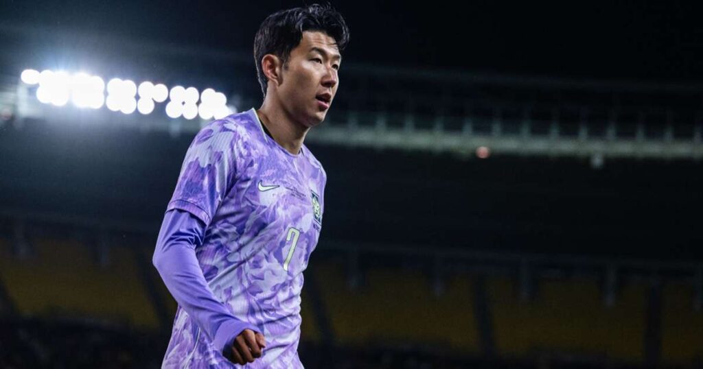Son to ‘put the team above all else’ despite shot at South Korea World Cup record Son to 'put the team above all else' despite shot at South Korea World Cup record