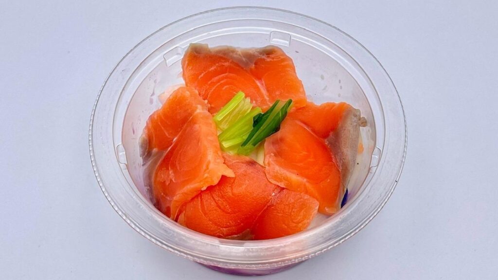 セブン-イレブンで「321円の新商品」を買ったら、埼玉・千葉・東京・神奈川限定だった（進撃のグルメ） - エキスパート - Yahoo!ニュース
