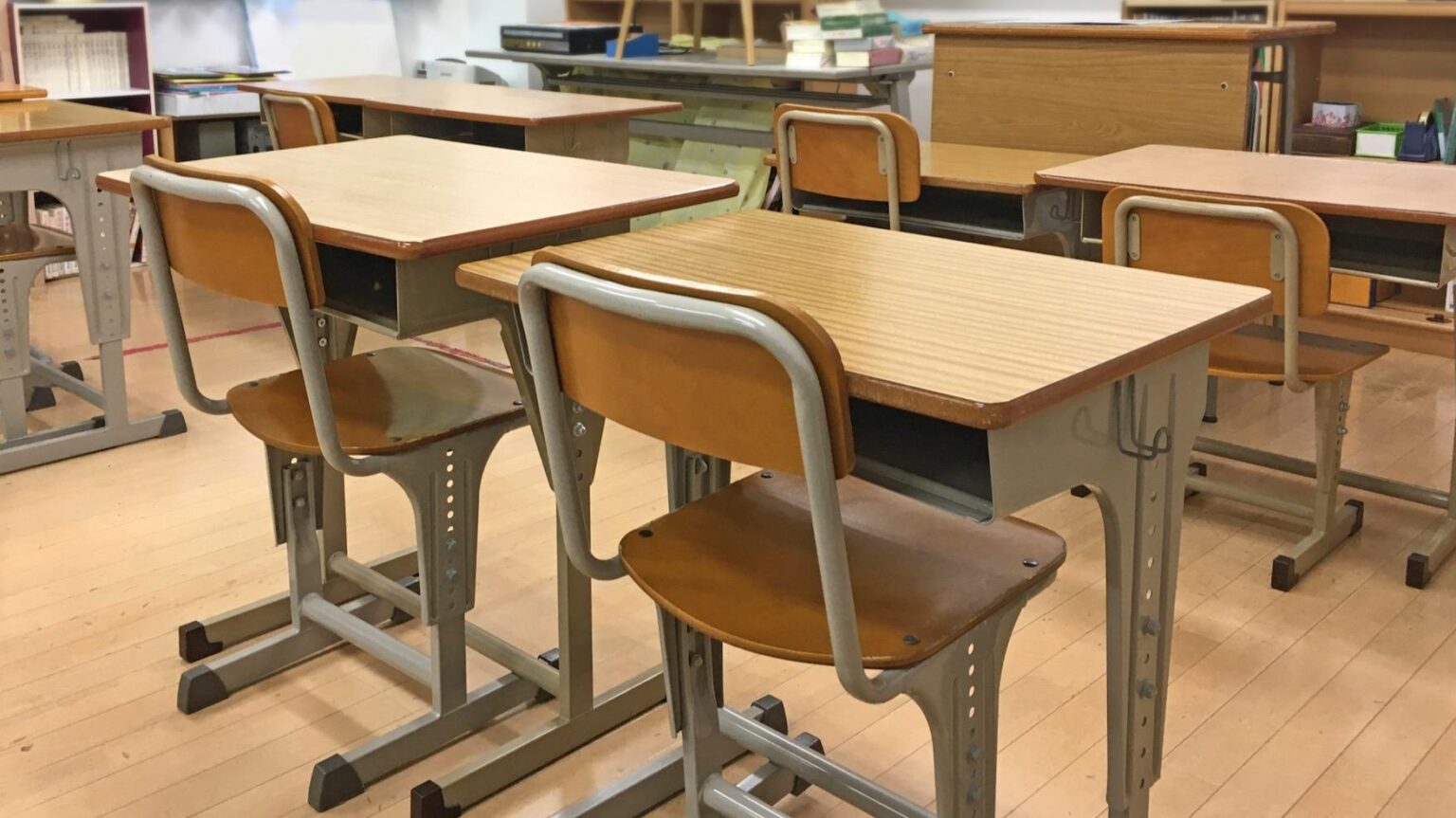 山梨県の25人学級が全学年に広がる一方で教員67人不足 少人数教育を続けるために本当に必要なこと(ナナホシ) – エキスパート – Yahoo!ニュース 山梨県の25人学級が全学年に広がる一方で教員67人不足 少人数教育を続けるために本当に必要なこと(ナナホシ) - エキスパート - Yahoo!ニュース