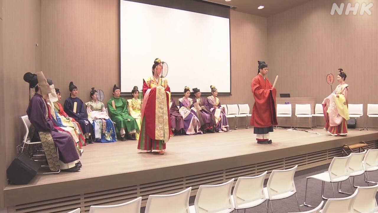 奈良大学 学生たちが1300年前の時代の服を着た | NHKやさしいことばニュース