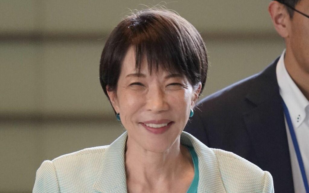 高市首相は“中傷投稿”否定も…最側近秘書が中道批判を陣営スタッフに依頼していた〈これらも拡散願います〉《週刊文春が証拠メッセージを入手》 | 文春オンライン