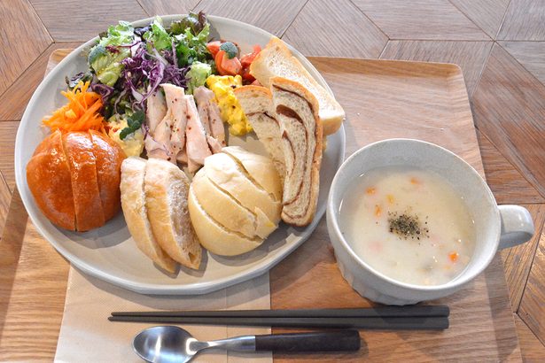 体に優しい天然酵母パン Bakery cafe ノワノワ(今帰仁村仲宗根)