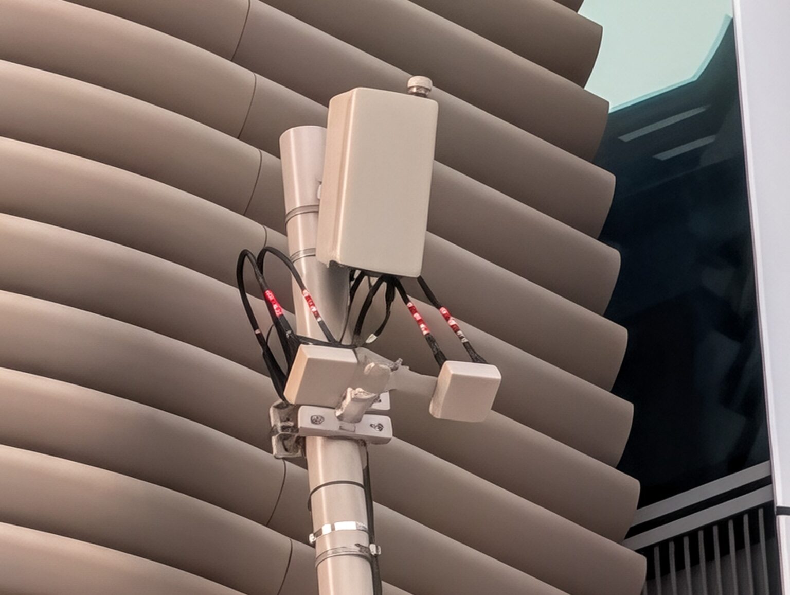 次期iPhoneへの布石か、いま「5Gミリ波」界隈が急に騒がしい理由 – ケータイ Watch 次期iPhoneへの布石か、いま「5Gミリ波」界隈が急に騒がしい理由 - ケータイ Watch