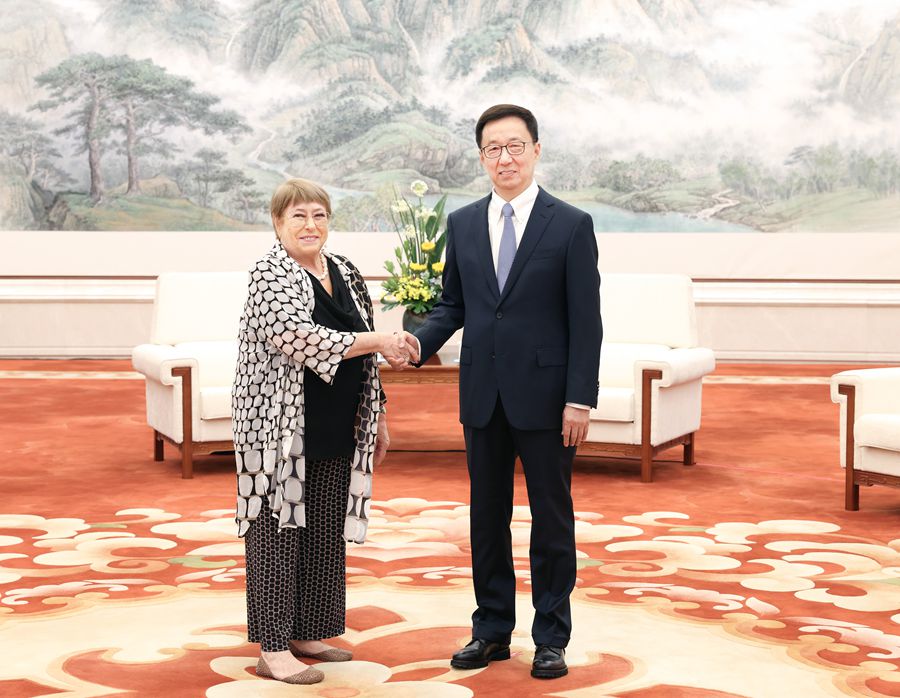 中国の韓正国家副主席、国連次期事務総長候補のバチェレ氏と会談