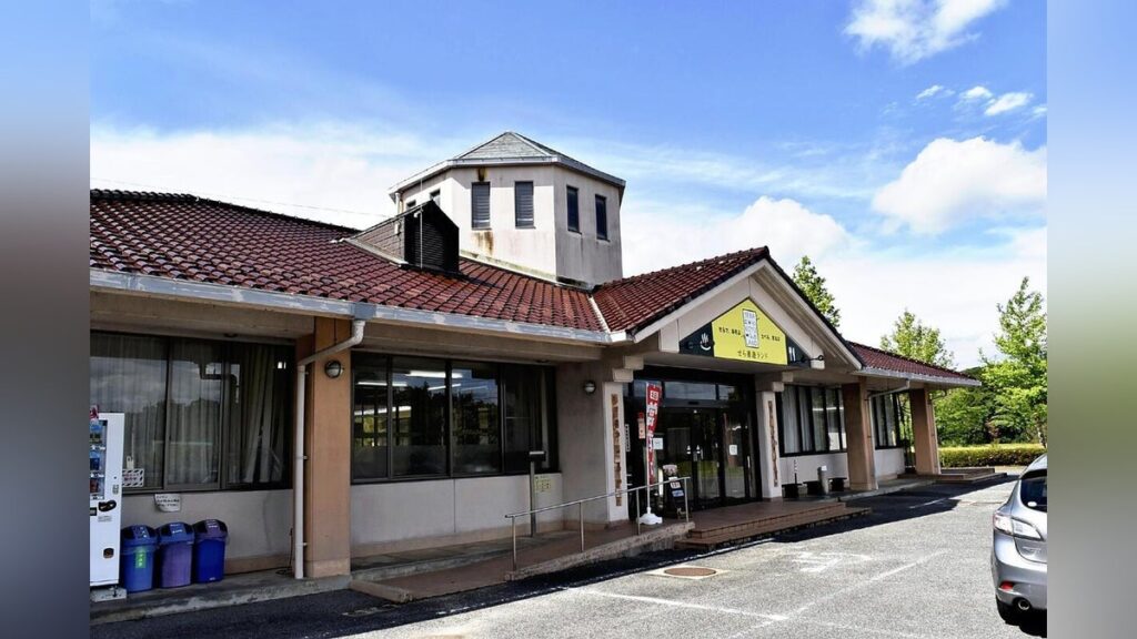 広島県世羅町 天然温泉「香遊ランド」を今年度末に休止、民間の提案なければ廃止も…宿泊棟やテニスコート併設し「需要はあるが財政負担大きい」 : 読売新聞