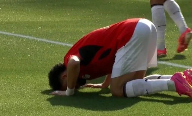 Mostafa Zico ghi bàn cho Ai Cập.