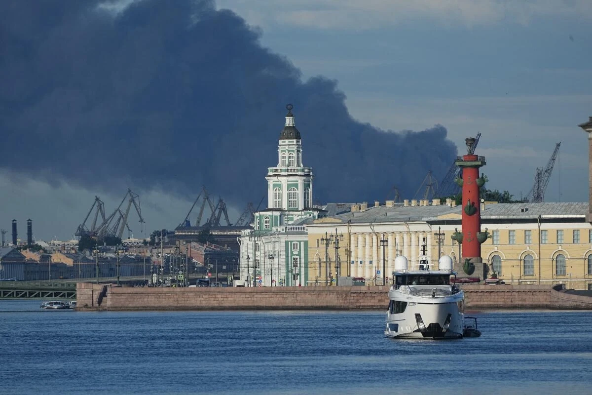 ロシアはサンクトペテルブルクを標的とした大規模なドローン攻撃を撃退した。