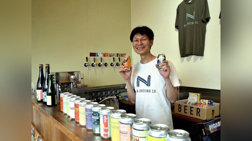 奈良市 奈良醸造 浪岡安則さん 灯台ラベルのビールが米品評会で金賞に輝く…奈良のクラフト「大仏や鹿のデザインはNG、なんだこれはと思うデザインを目指した」 : 読売新聞
