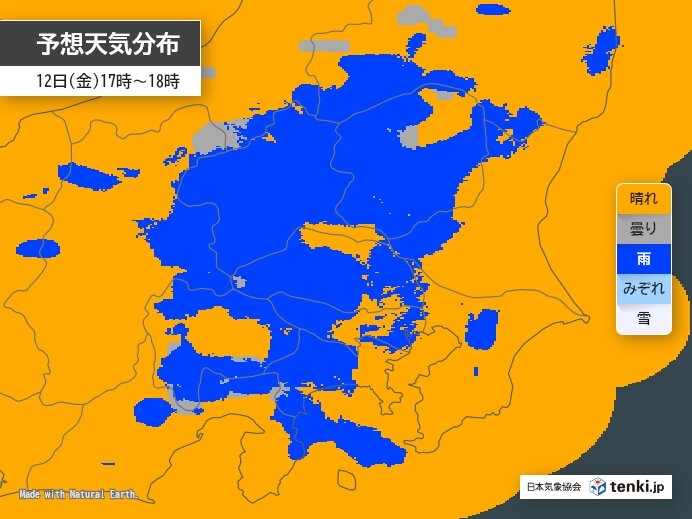 明日12日(金) あちらこちらで雨雲や雷雲が発達