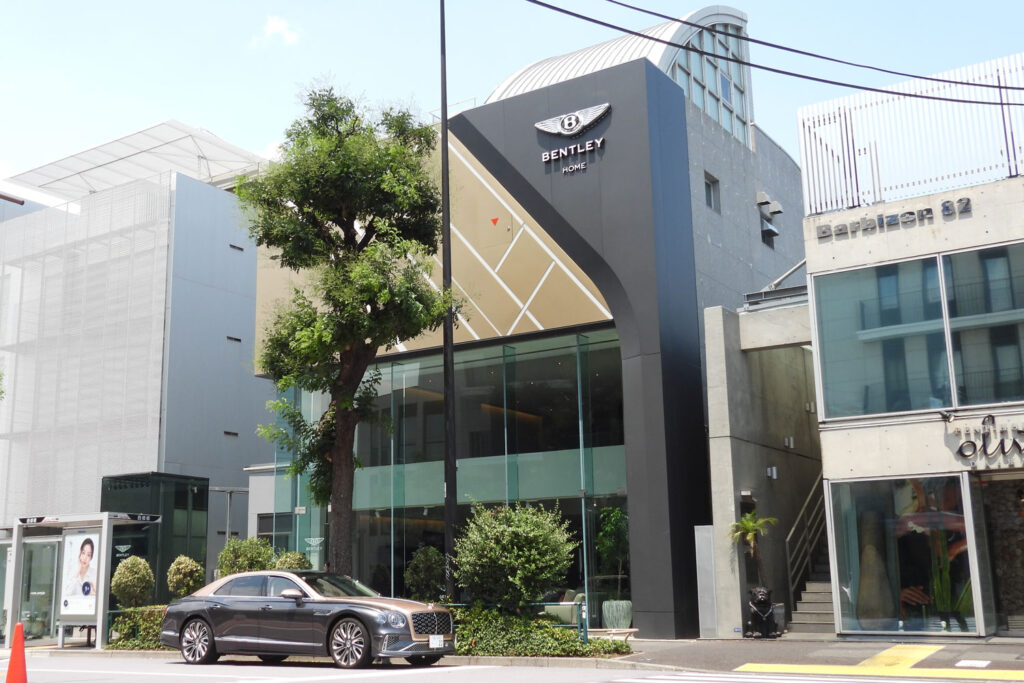 ベントレーの家具コレクションを展示するショールーム 東京・渋谷にオープン 【ニュース】 – webCG ベントレーの家具コレクションを展示するショールーム 東京・渋谷にオープン 【ニュース】 - webCG