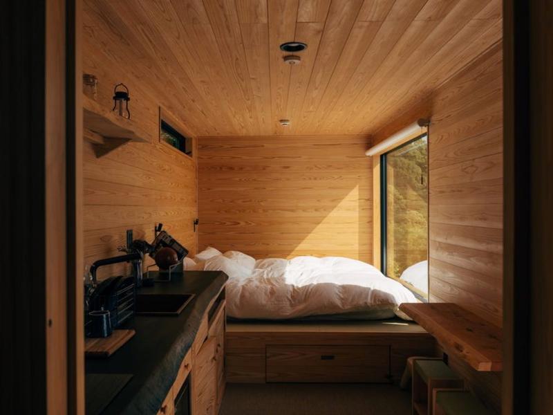 A new cabin the woods in Japan.