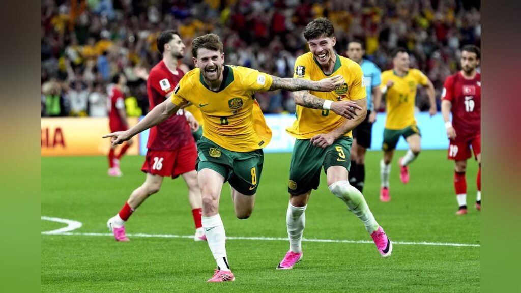 サッカー ワールドカップ オーストラリア、持ち味生かしトルコに勝利…3倍超のシュート数を堅守でしのぐ : 読売新聞 サッカー ワールドカップ オーストラリア、持ち味生かしトルコに勝利…3倍超のシュート数を堅守でしのぐ : 読売新聞