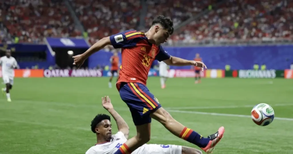 スペイン対カーボベルデ 0-0(前半終了):後半開始 予期せぬ習慣によるスマートフォンの画面割れを防ぐためのヒント。