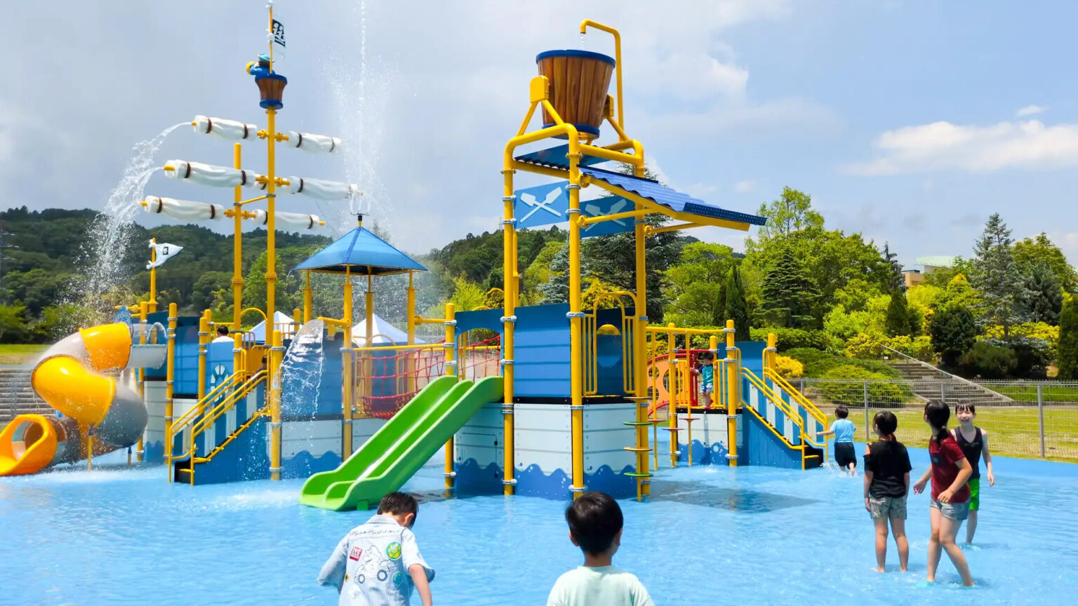 東北最大級、水遊び場や巨大ボールプール備えた「ミイナ」開業。ハナトピア岩沼を全面リニューアル 地元食材カフェも併設 – トラベル Watch 東北最大級、水遊び場や巨大ボールプール備えた「ミイナ」開業。ハナトピア岩沼を全面リニューアル 地元食材カフェも併設 - トラベル Watch