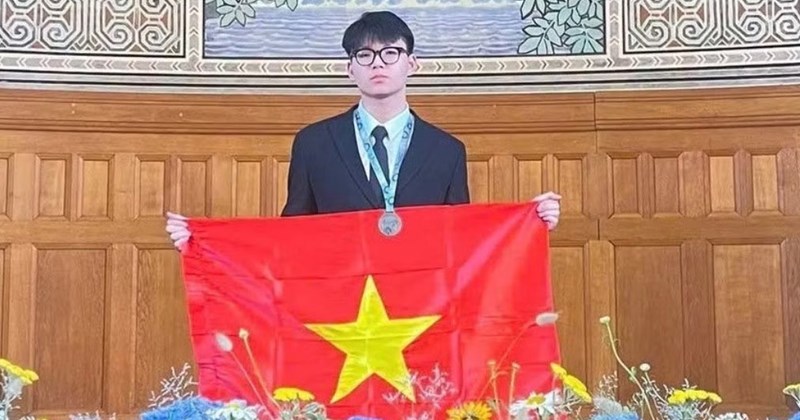 フンブオン専門高校の男子学生がヨーロッパの舞台でメダルを獲得 フンブオン専門高校の男子学生がヨーロッパの舞台でメダルを獲得
