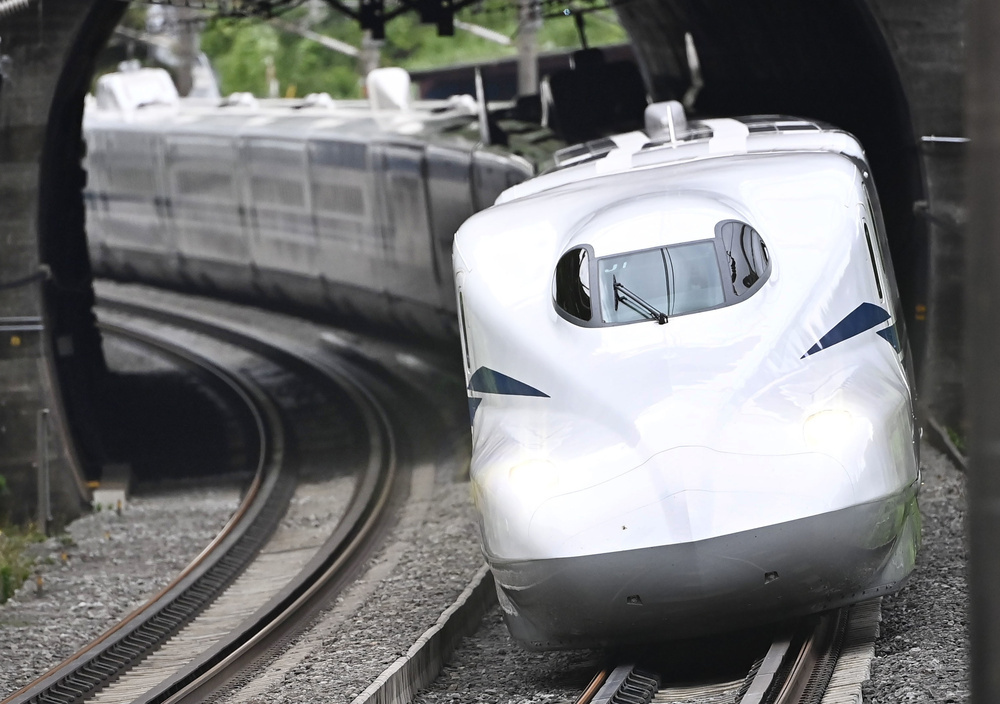 柵の切れ目から線路に進入 新幹線浜松駅の人身事故 – 47NEWS 47NEWS
