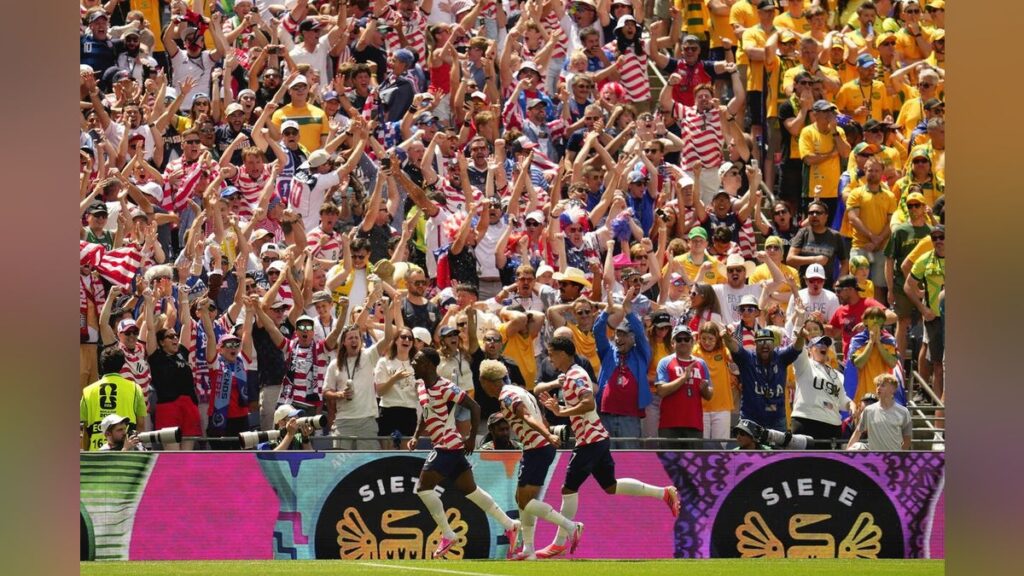 サッカー ワールドカップ オーストラリア、スタメン入れ替え不発…アメリカに完敗 : 読売新聞 サッカー ワールドカップ オーストラリア、スタメン入れ替え不発…アメリカに完敗 : 読売新聞