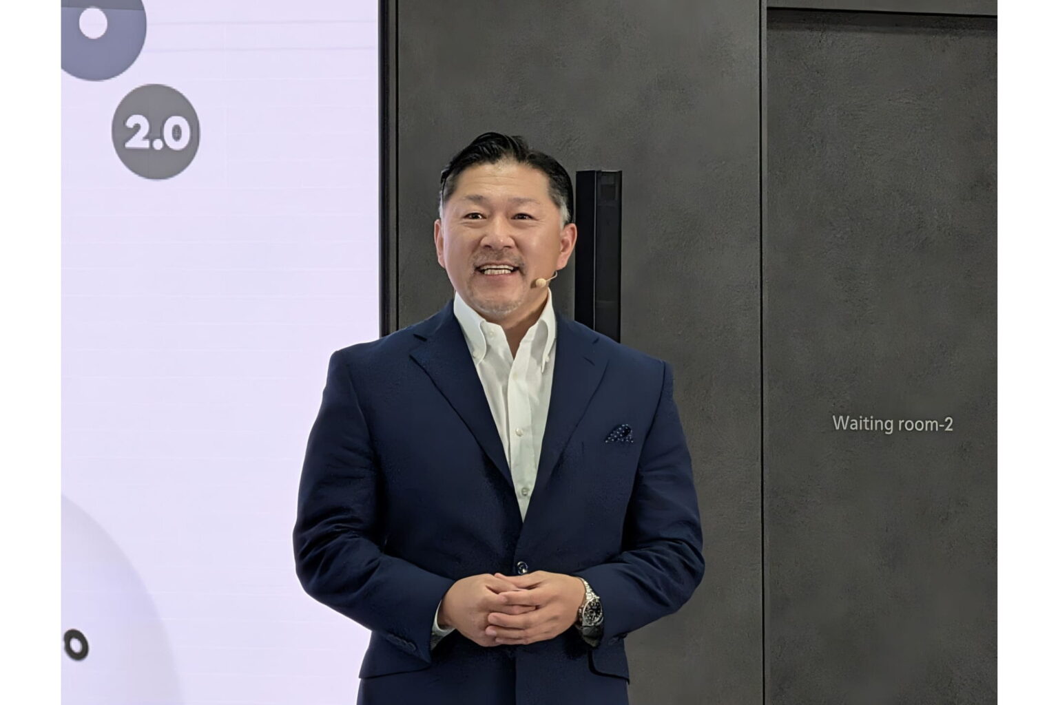 ahamoや楽天ユーザーを狙い撃つpovo、新トッピング「1.32TB」の巧妙な戦略 - ケータイ Watch