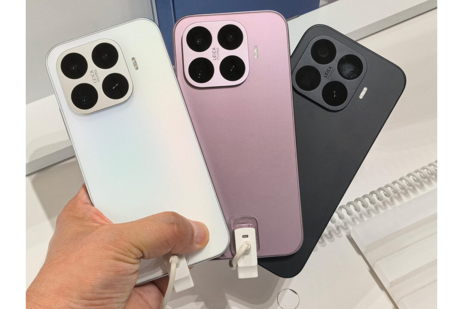 女子向けカラーもある中国の「Xiaomi 17T」を見てきた - ケータイ Watch