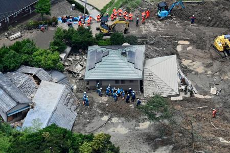 山口・平生、土砂崩れ１人死亡 ３人重軽傷 | 全国のニュース | 福井新聞ONLINE