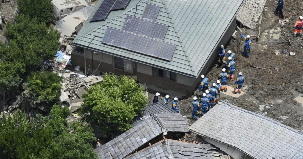 台風７、８号　列島大雨　山口、土砂崩れ１人死亡
