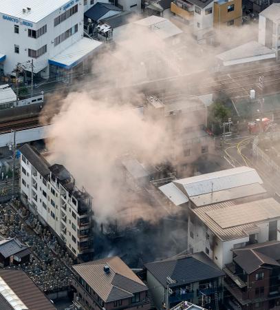 大阪で工場火災、１人軽傷 集合住宅にも延焼 | 全国のニュース | 福井新聞ONLINE