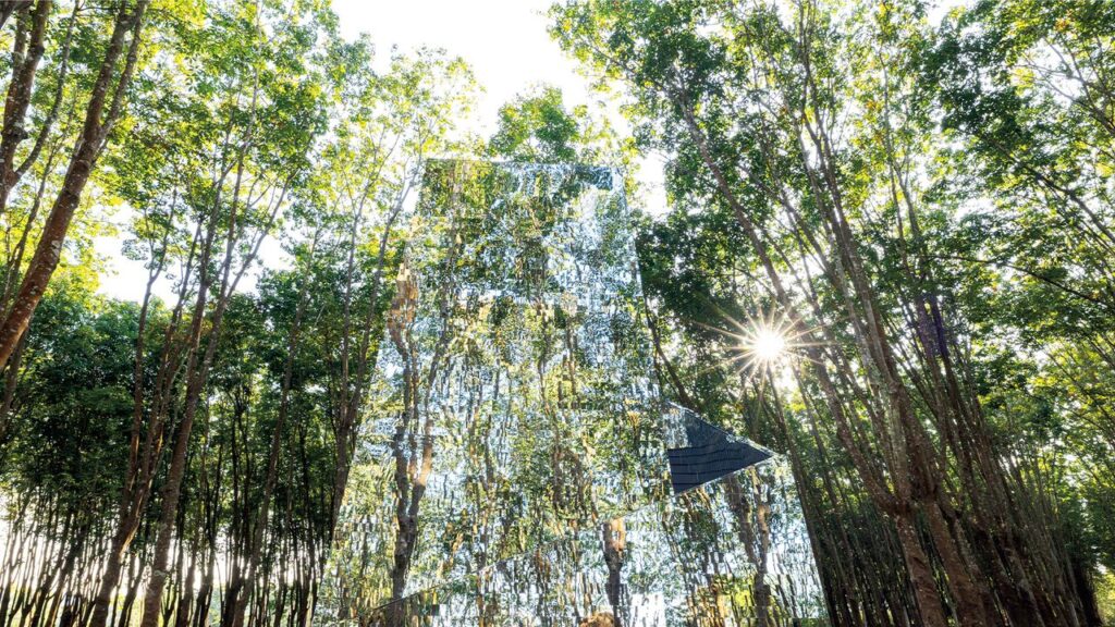 夏旅の候補に! 直島で出合う、アートに染まる夏の景色 | Vogue Japan 夏旅の候補に! 直島で出合う、アートに染まる夏の景色 | Vogue Japan