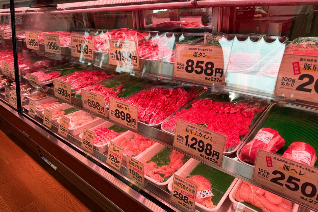 「肉の河内屋 木津川店」店内画像２