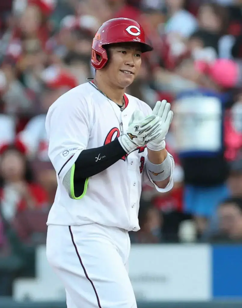 広島・坂倉将吾　同じ千葉県出身の長嶋茂雄さん一周忌に先制打「勝手に親近感はある」 - スポニチ Sponichi Annex 野球