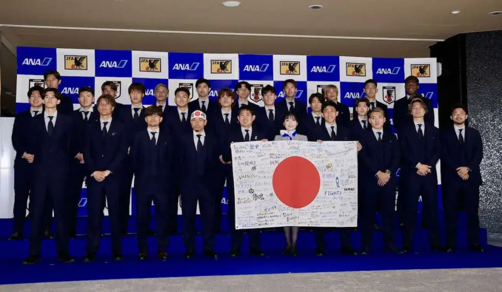 日本代表、メキシコへ出発 森保監督Vの誓い「最後まで勇敢に戦い抜く」 – スポニチ Sponichi Annex サッカー 日本代表、メキシコへ出発 森保監督Vの誓い「最後まで勇敢に戦い抜く」 - スポニチ Sponichi Annex サッカー