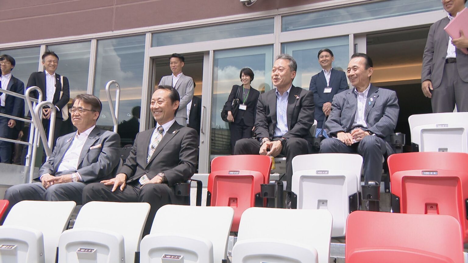 中部地方8県の知事らがアジア大会メイン会場を視察 愛知・大村知事「多くの皆さんに応援に来ていただけたら」 瑞穂公園陸上競技場（CBCテレビ） - Yahoo!ニュース