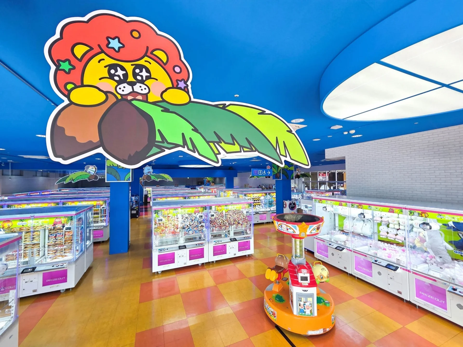店内のクレーンゲーム設置風景