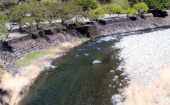 道志川アユ釣り解禁情報2026【山梨県】 代表的なポイント9選を紹介 | TSURINEWS 道志川アユ釣り解禁情報2026【山梨県】 代表的なポイント9選を紹介