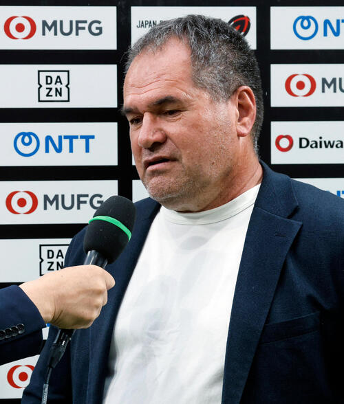 【ラグビー】神戸がリーグワン初制覇 次期NZ代表監督のレニーHC「うれしい」有終の美飾る – ラグビー : 日刊スポーツ 優勝を決め、インタビューに応じる神戸デイブ・レニーHC(撮影・山本朝陽)