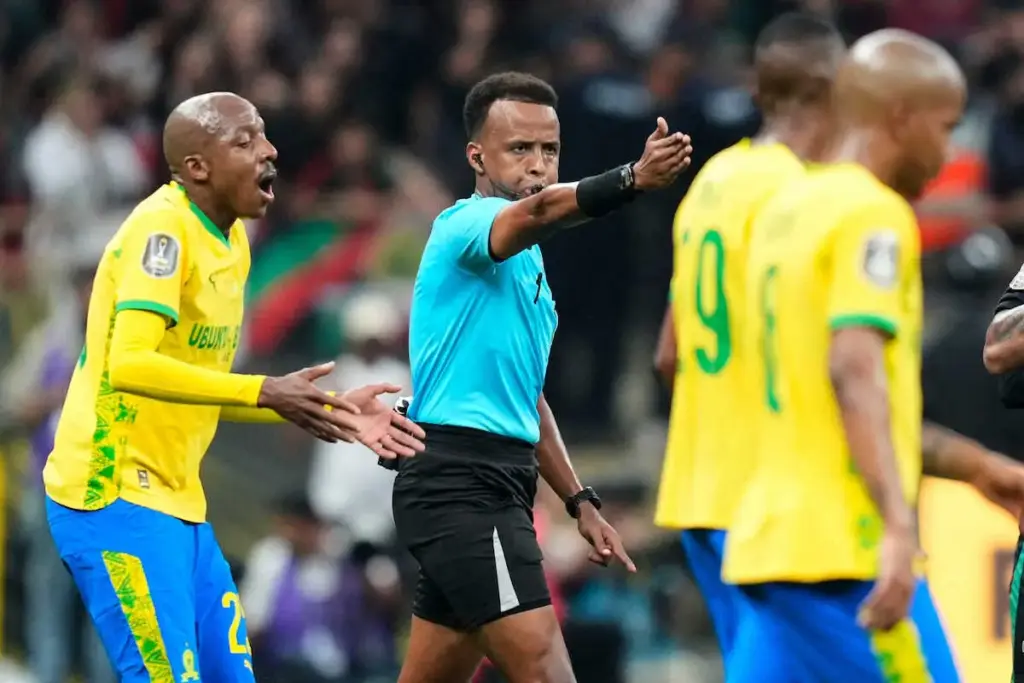 アフリカ最優秀審判が米国入国を拒否される “ソマリア初のW杯”は幻に…当局「身元調査上の懸念」 – スポニチ Sponichi Annex サッカー アフリカ最優秀審判が米国入国を拒否される “ソマリア初のW杯”は幻に…当局「身元調査上の懸念」 - スポニチ Sponichi Annex サッカー