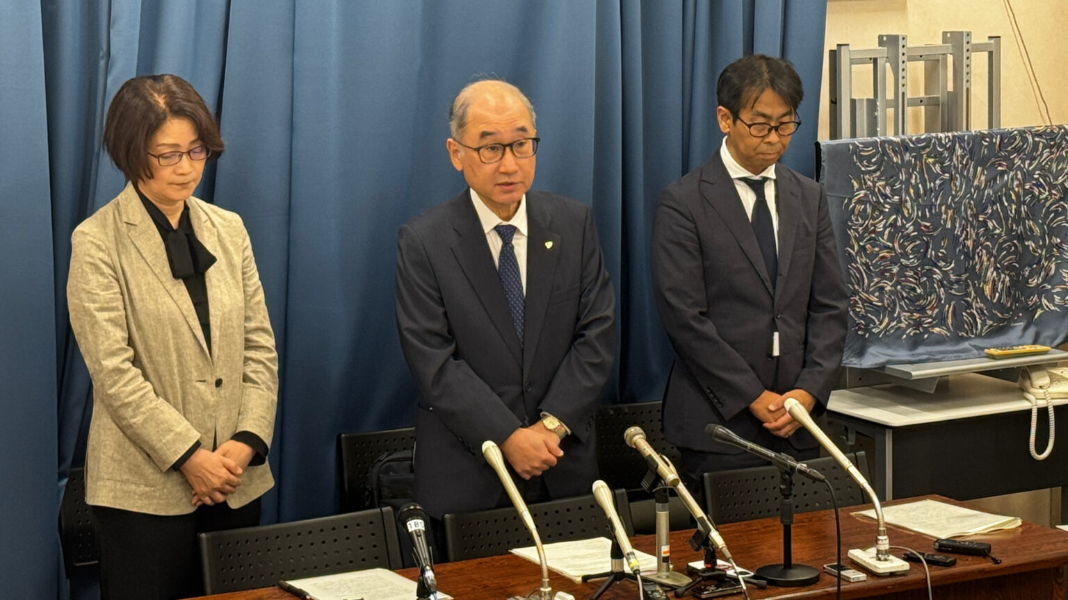 埼玉県立小児医療センターで白血病患者に抗がん剤注射 患者5人に神経症状 医療事故調査委員会が報告書公表 「調剤時に混入した可能性否定できない」(TBS NEWS DIG Powered by JNN) 埼玉県立小児医療センターで白血病患者に抗がん剤注射 患者5人に神経症状 医療事故調査委員会が報告書公表 「調剤時に混入した可能性否定できない」(TBS NEWS DIG Powered by JNN)