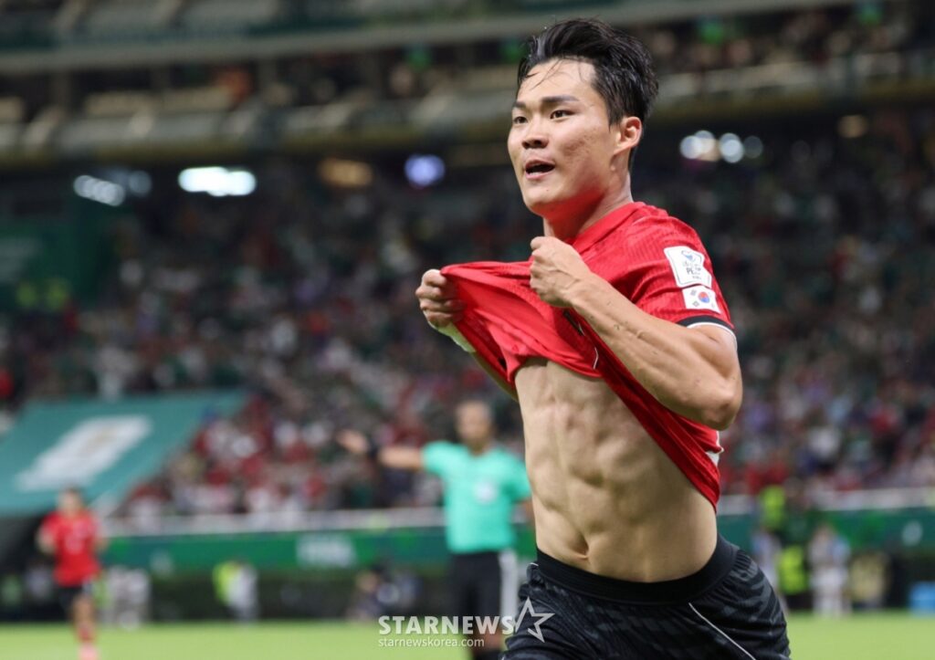 “韓国の攻撃手の衝撃告白” 日本も驚いた、38度の高熱も忘れたオ・ヒョンギュの’決勝ゴールの奮闘’ | STARNEWS "韓国の攻撃手の衝撃告白" 日本も驚いた、38度の高熱も忘れたオ・ヒョンギュの'決勝ゴールの奮闘' | STARNEWS