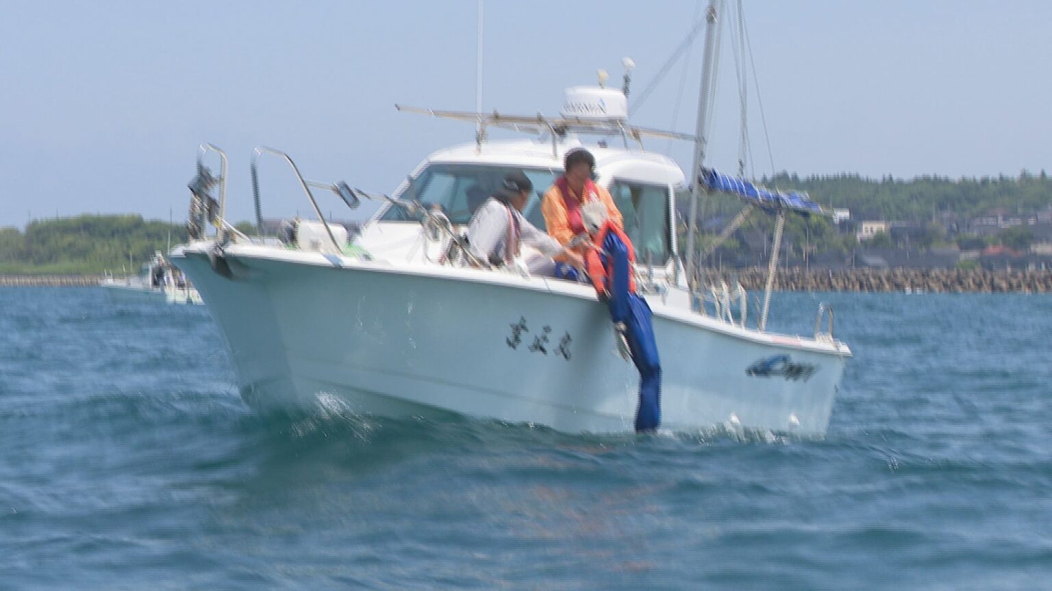 レジャーボート転落などを防げ!海上保安部が民間と連携訓練 石川・羽咋市(MRO北陸放送) – Yahoo!ニュース レジャーボート転落などを防げ!海上保安部が民間と連携訓練 石川・羽咋市(MRO北陸放送) - Yahoo!ニュース