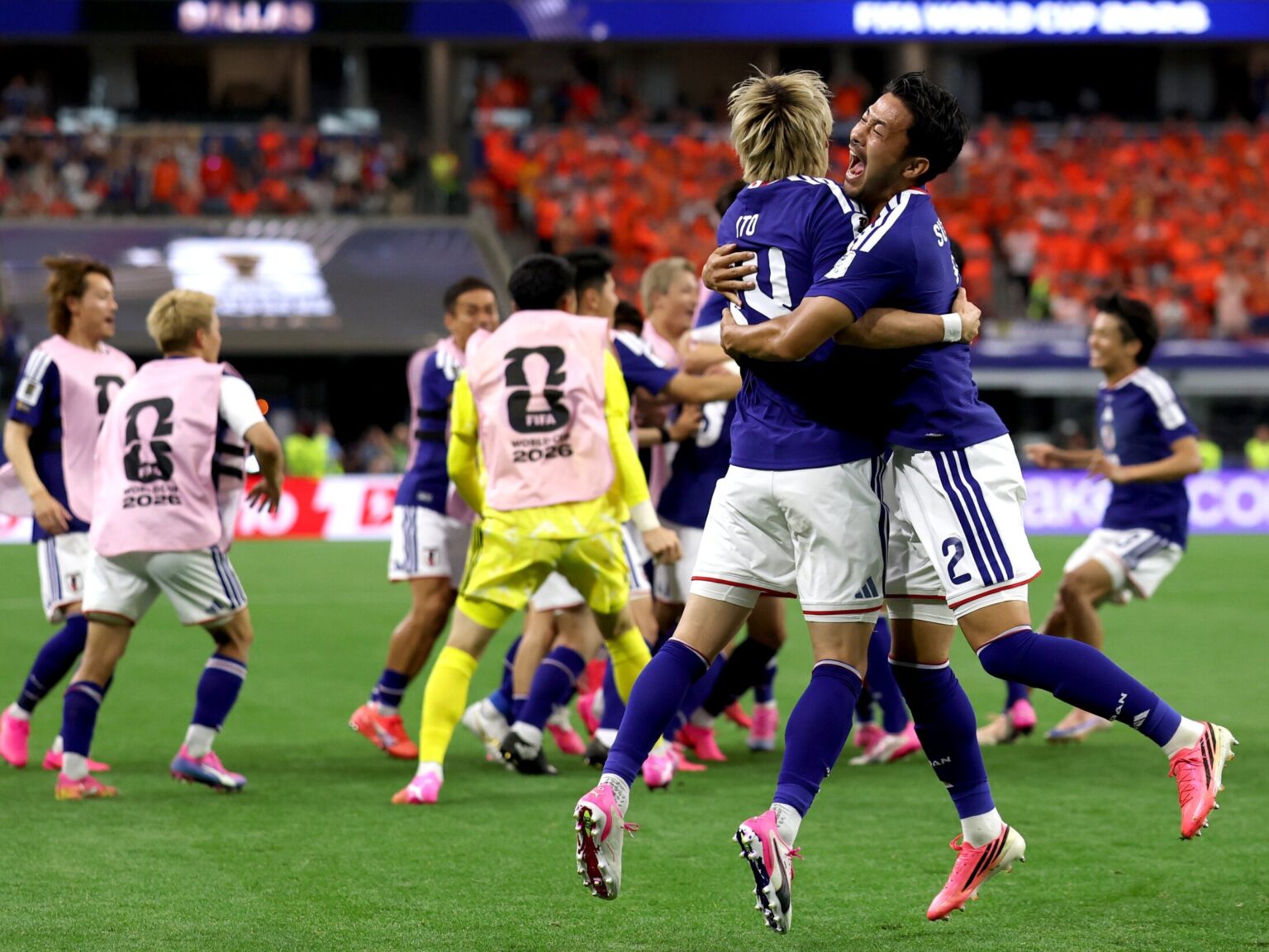「右サイドの職人！」W杯オランダ戦同点弾を導いた“3人の関係性”「伊東純也と菅原由勢と…メチャクチャ良かった」元日本代表FW久保裕也がズバリ（Number Web） - Yahoo!ニュース