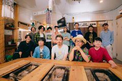 【独占レポート】Suchmos×ハナレグミ、6年越しの共演が実現！“旅”で繋がり、悦びと生命力に満ちた『Suchmos The Blow Your Mind TOUR 2026』仙台公演