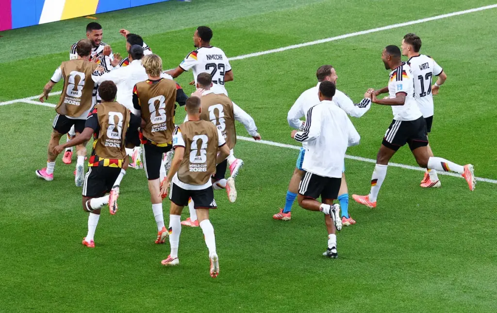 【W杯】采配ズバリ的中!ドイツ 途中出場ウンダフ2発で劇的逆転勝ち 3大会ぶり決勝T進出決めた – スポニチ Sponichi Annex サッカー 【W杯】采配ズバリ的中!ドイツ 途中出場ウンダフ2発で劇的逆転勝ち 3大会ぶり決勝T進出決めた - スポニチ Sponichi Annex サッカー