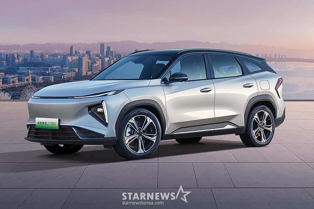 吉利 L7 PHEV/写真提供=吉利汽車