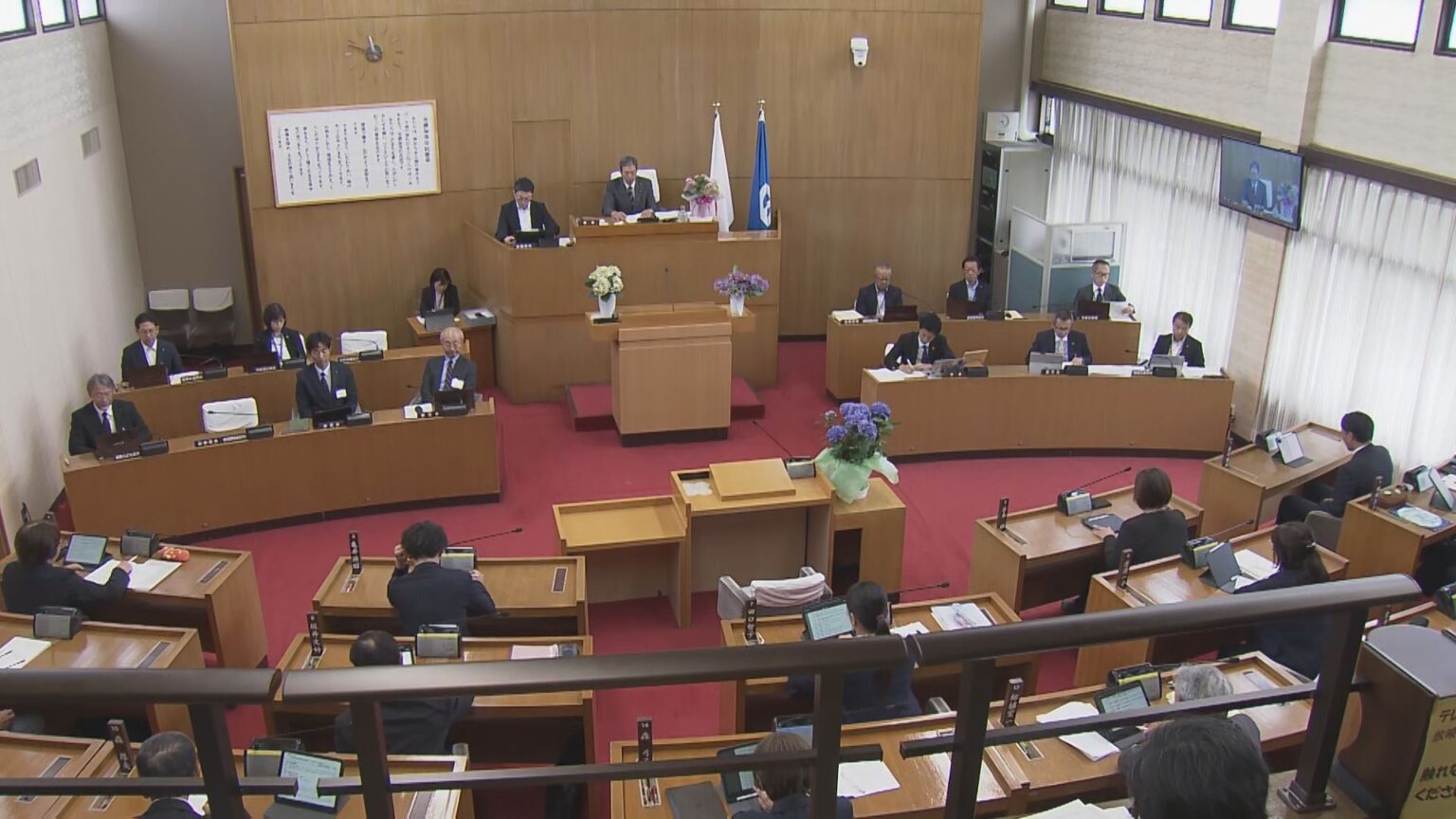 議員定数16人→10人に削減する条例改正案を“否決” 岐阜・美濃加茂市議会 「賛成」は改正案提出した3人のみ（CBCテレビ） - Yahoo!ニュース